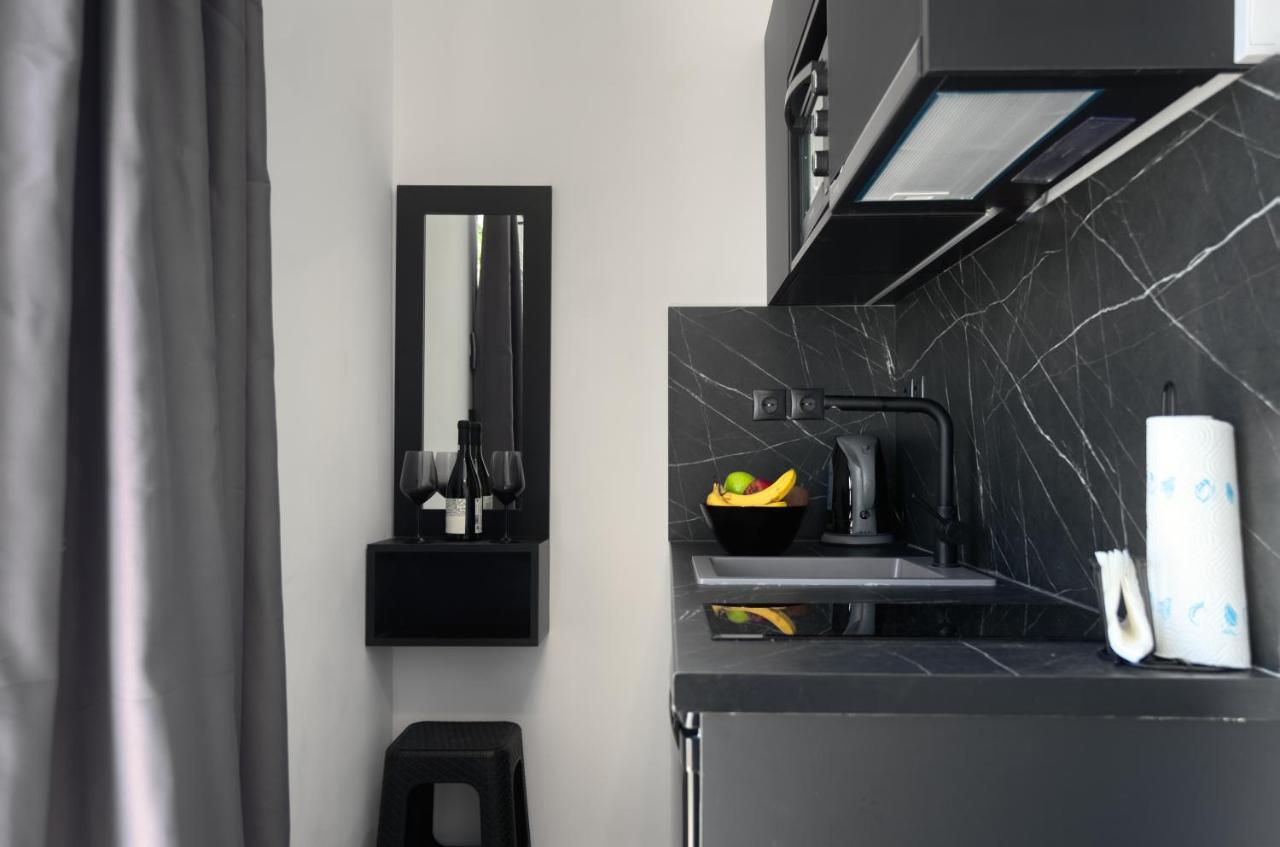 Akrogiali Apartments Барбати Екстериор снимка