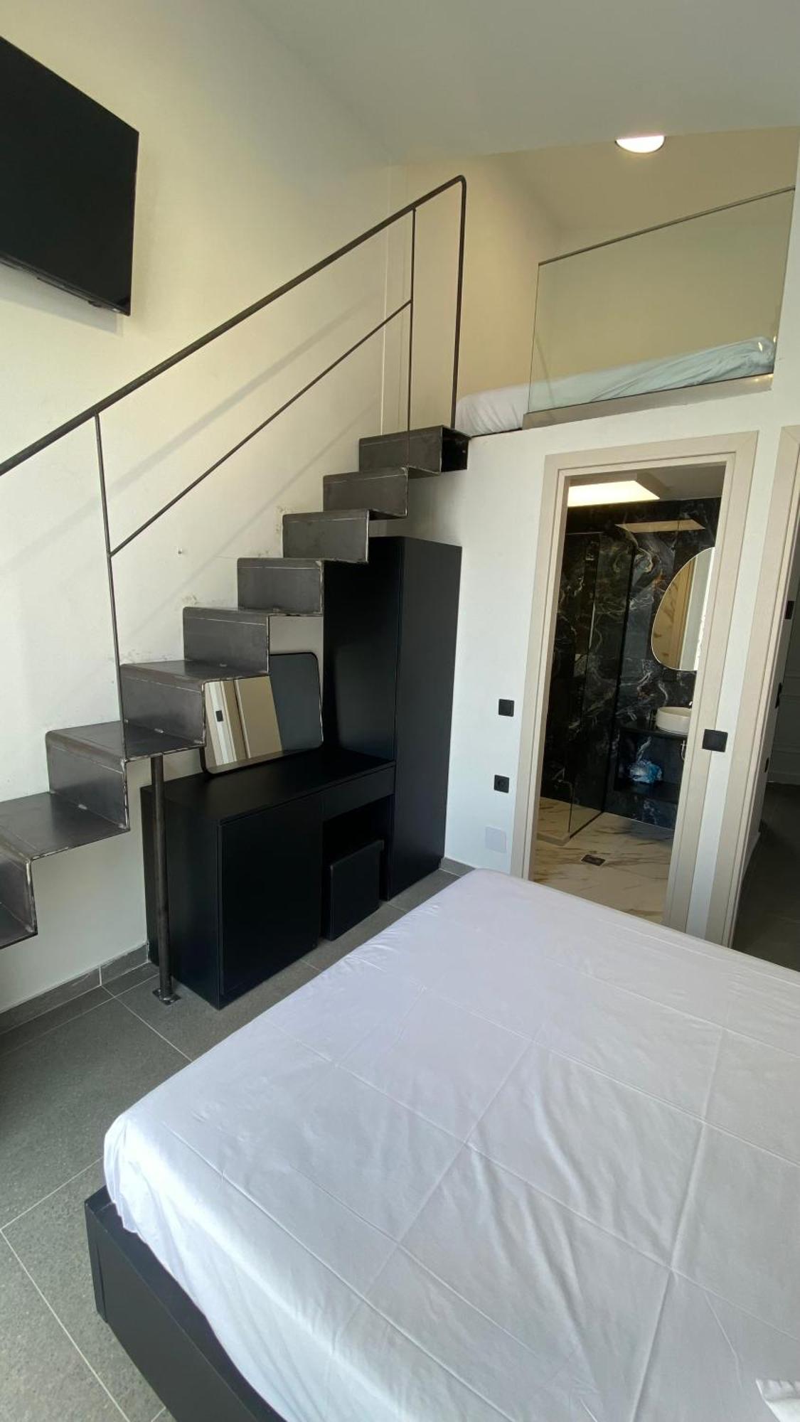 Akrogiali Apartments Барбати Екстериор снимка