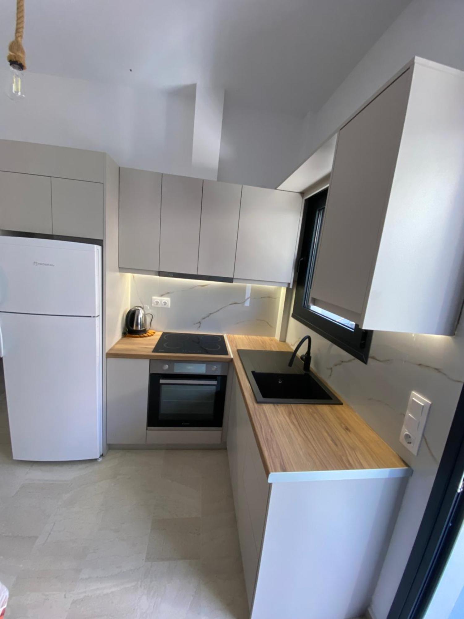 Akrogiali Apartments Барбати Екстериор снимка